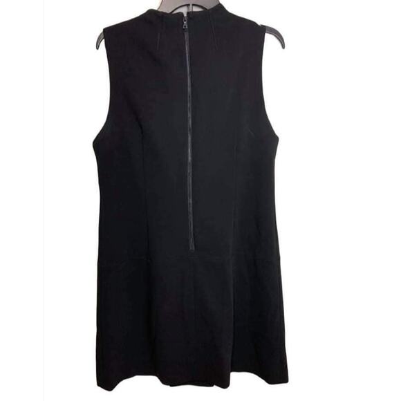 ALICE + OLIVE Employed Black Front Pleated Dress - Picture 6 of 9